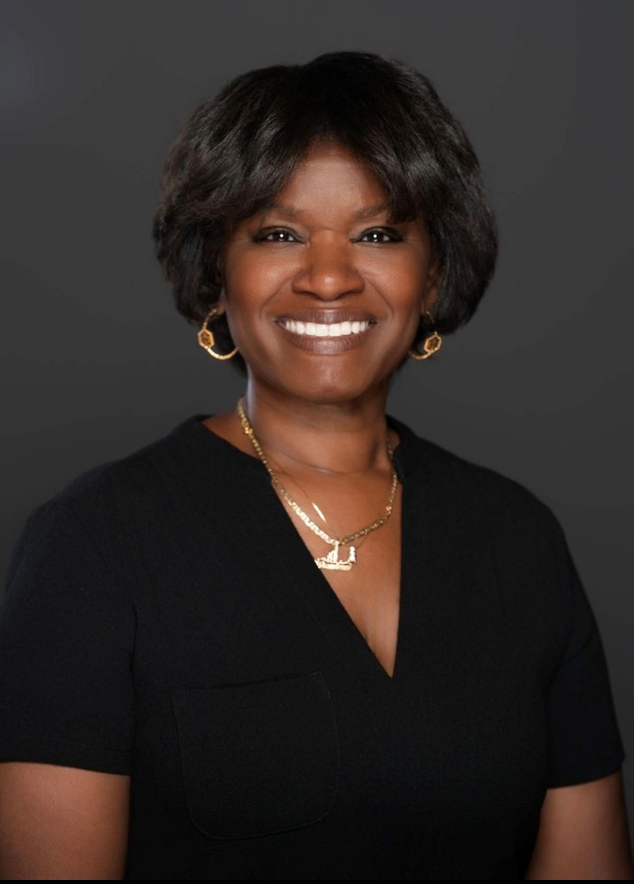 Headshot of Toshia Watkins